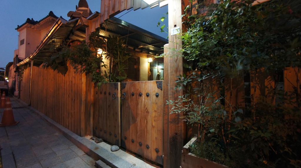 1928 Suimmaru Hanok Guesthouse Jeonju Exterior foto
