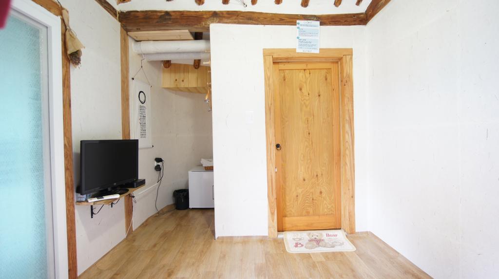 1928 Suimmaru Hanok Guesthouse Jeonju Habitación foto