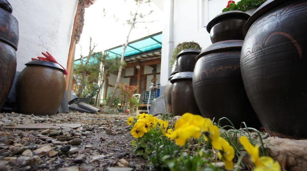 1928 Suimmaru Hanok Guesthouse Jeonju Exterior foto